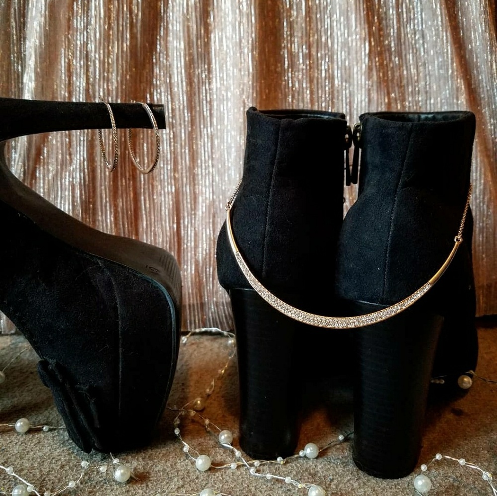 Sparkling Rosé Hoop Earrings